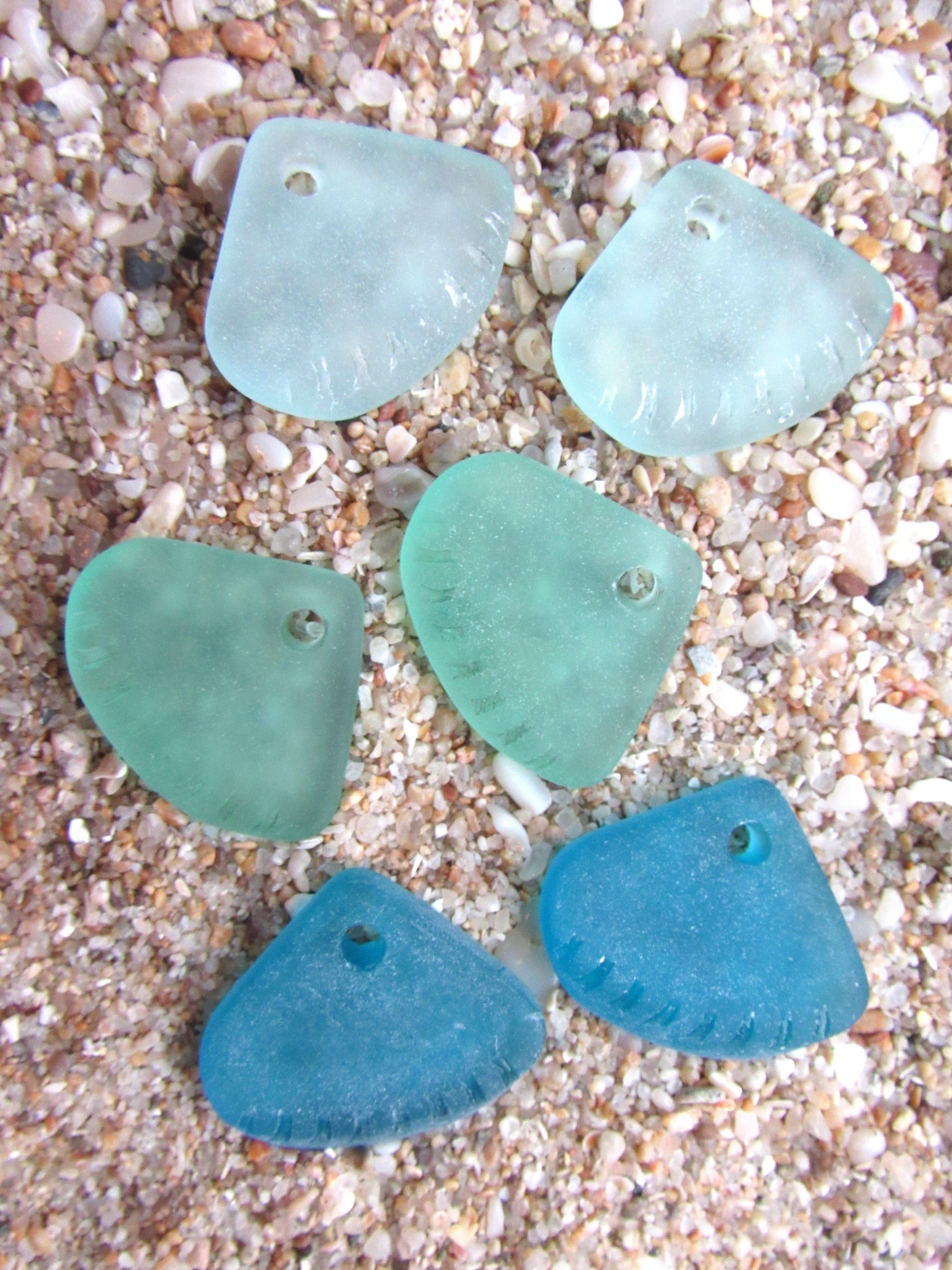 Cultured Sea Glass Pendants 24x20mm - Light Aqua colors, Ridged Triangle, Large 3mm Hole, 3 Pairs (6 pcs)