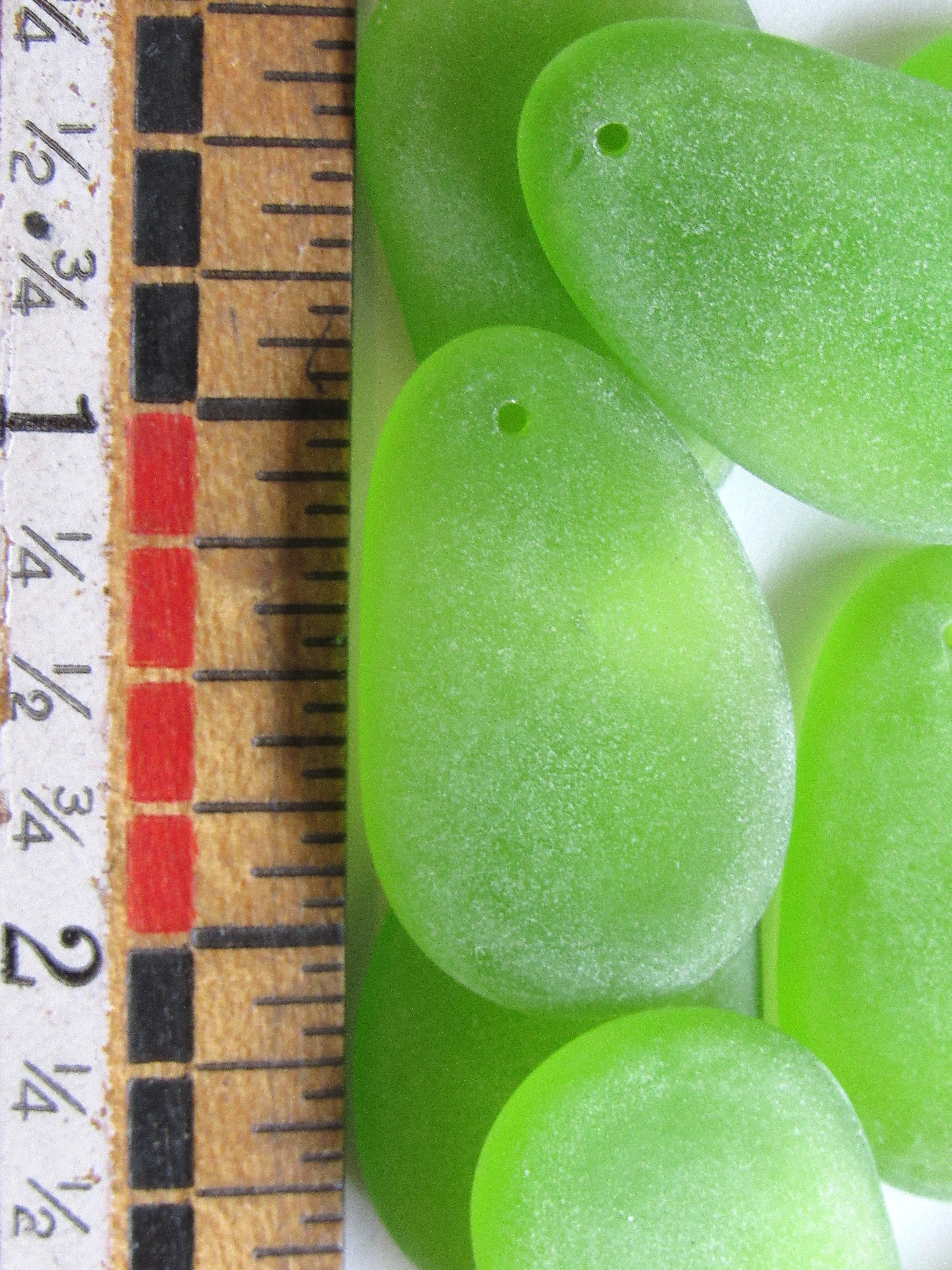 Cultured Sea Glass Oval Teardrop Pendants 33x20mm - Lime Green (6 Pieces)