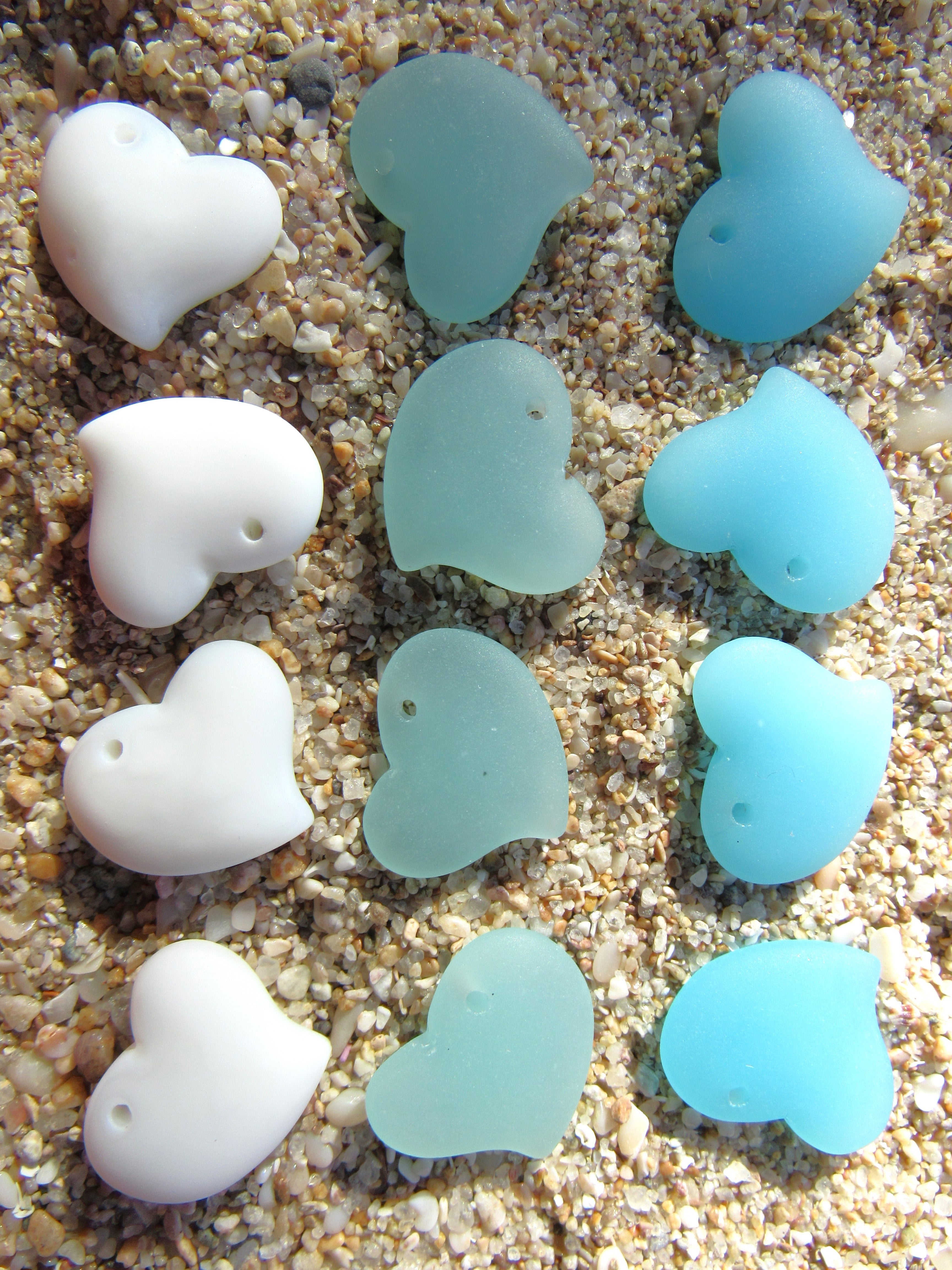 Cultured Sea Glass Puffed Heart Pendants - 18mm - Opaque colors - Jewelry making supplies