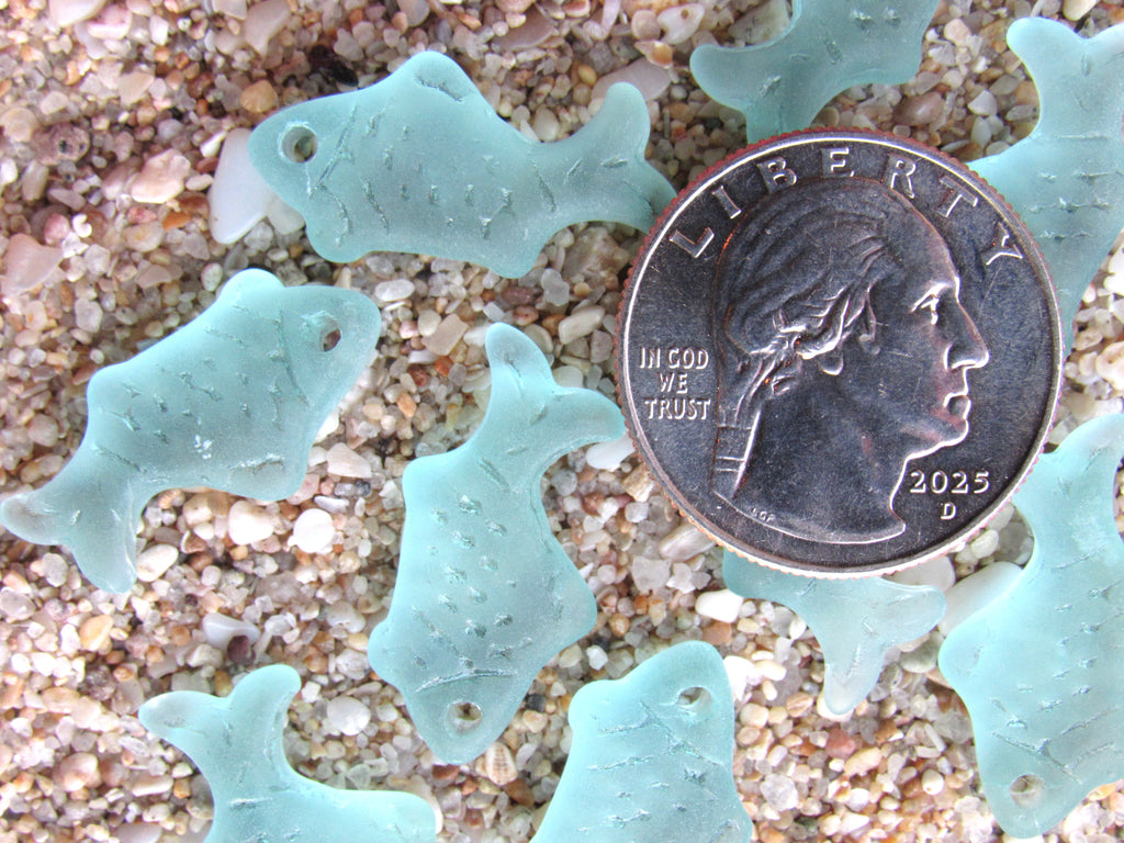Cultured Sea Glass Fish Pendants 24x12mm | Light Seafoam Green