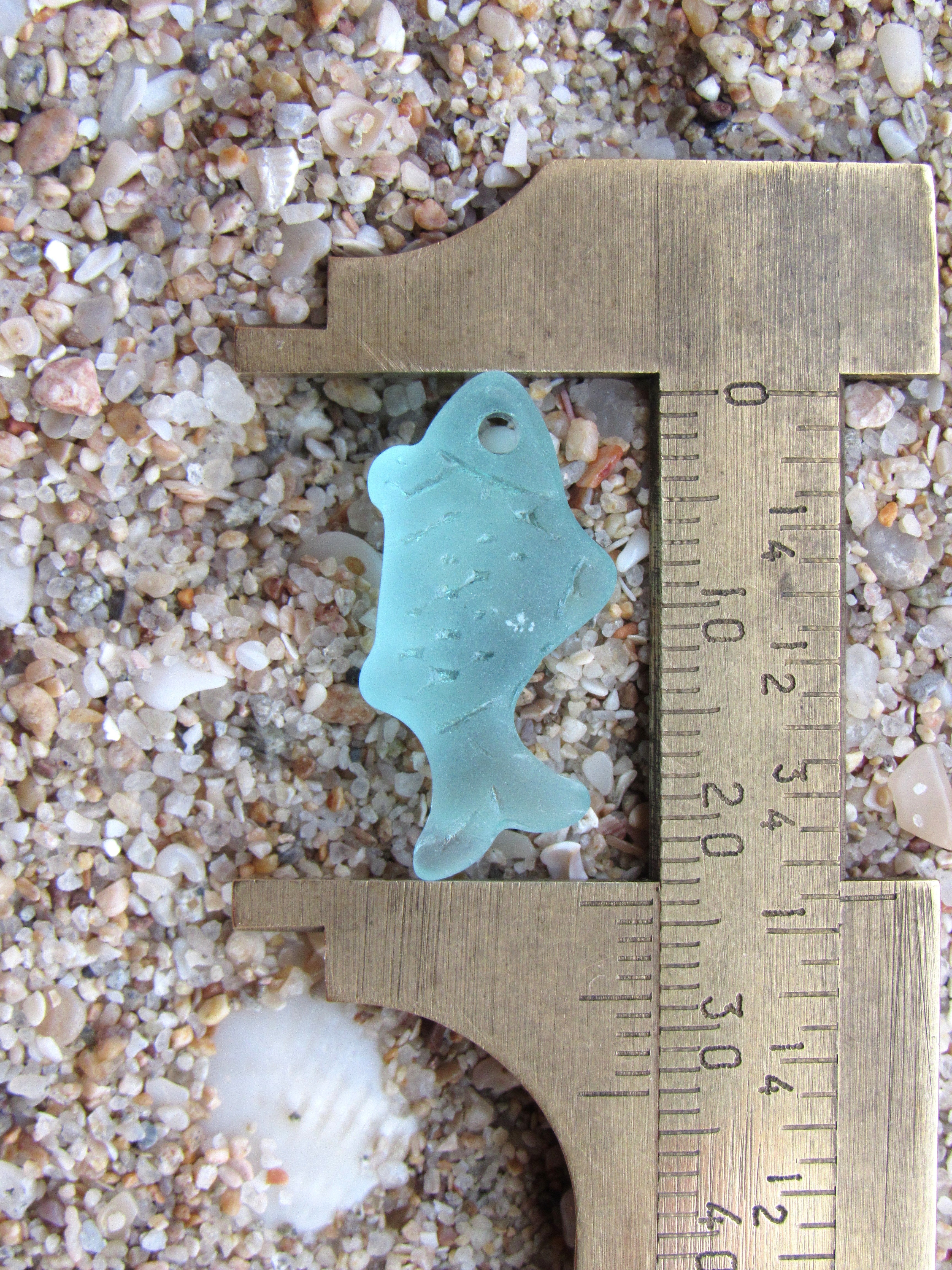 Cultured Sea Glass Fish Pendants 24x12mm | Light Seafoam Green