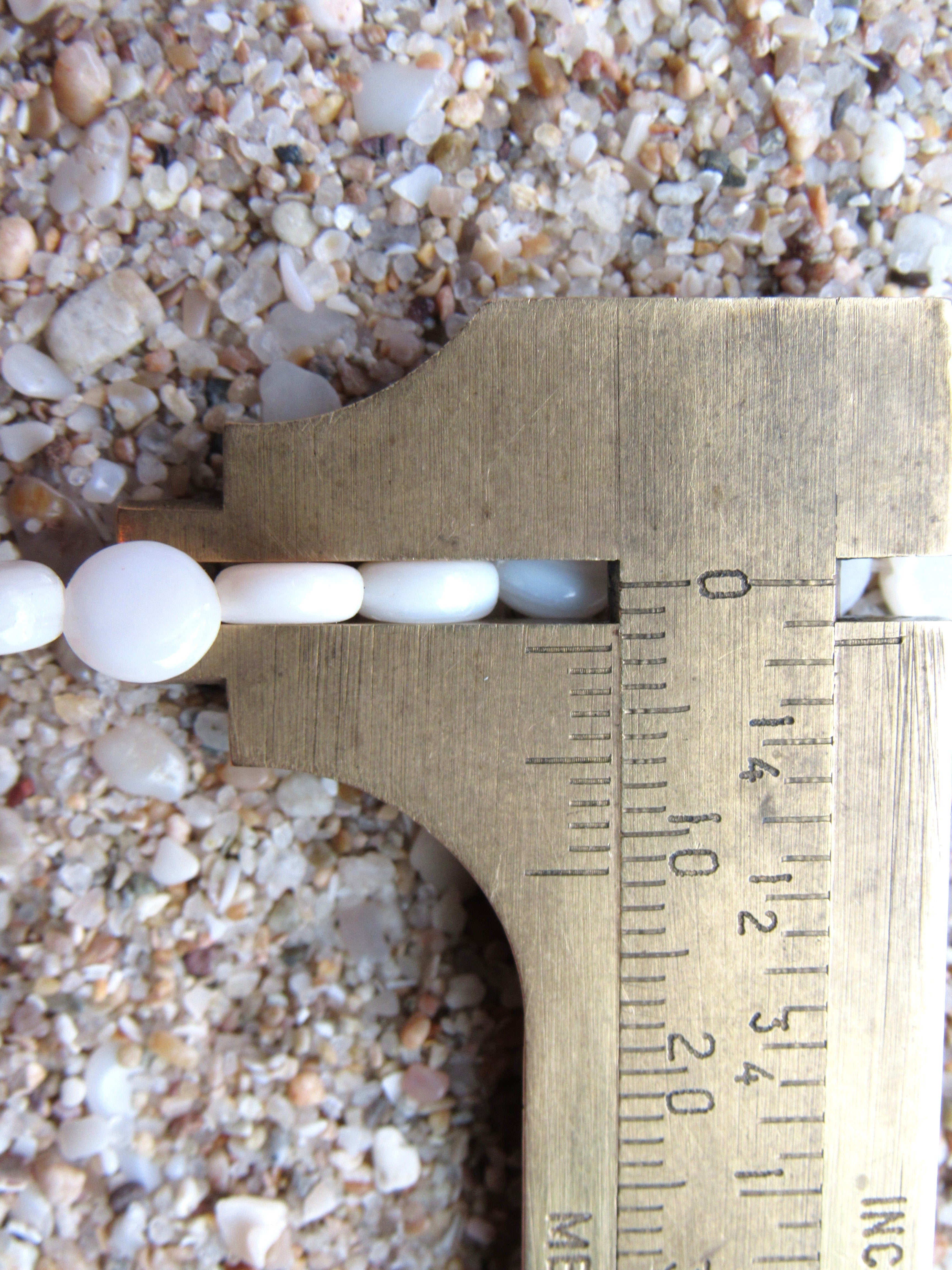 Natural White Shell Coin Beads 6mm | Flat Round